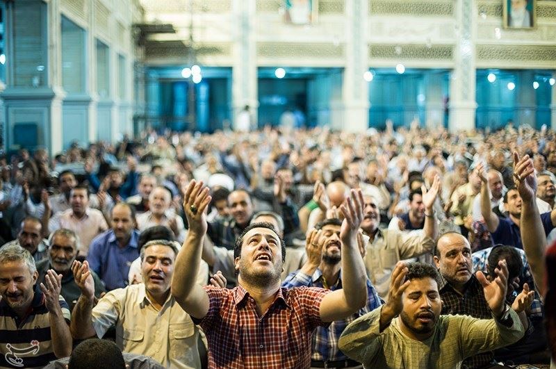 مراسم دعای روز عرفه در تهران